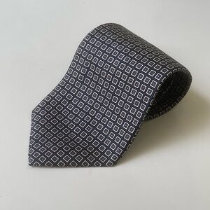 Ralph Lauren tie - 100% Silk - 3-3/4”